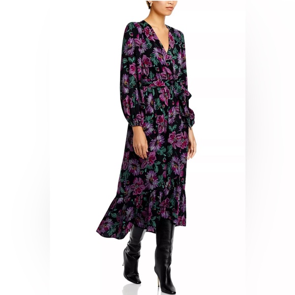 Aqua Dresses & Skirts - AQUA Long Sleeved V-Neck Fit & Flare Floral Wrap Maxi Dress Size Medium $118